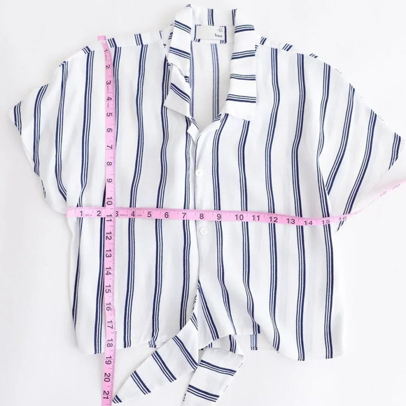 Aritzia Wilfred Free Navy & White Stripe Cropped Tie Blouse Sailor Shirt XXS - Picture 4 of 12